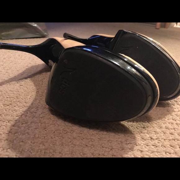 Nude platform heels - Picture 5 of 5